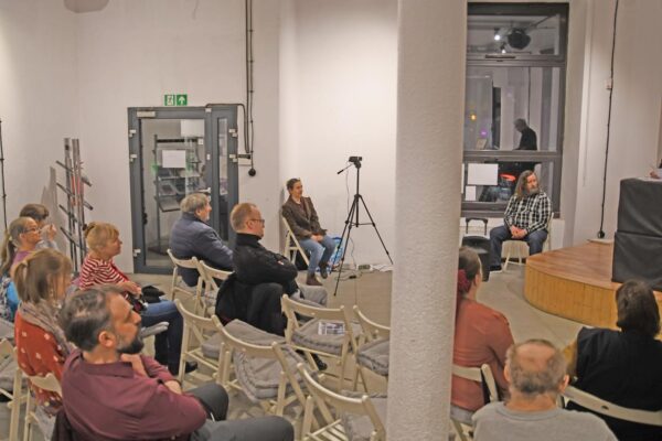 Osiedlowe spotkania literackie "Łazarz fyrtel literatury"